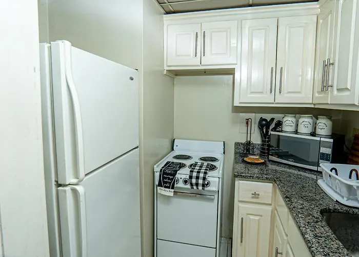 Welcome To Stunning Ocean Views At 503 *